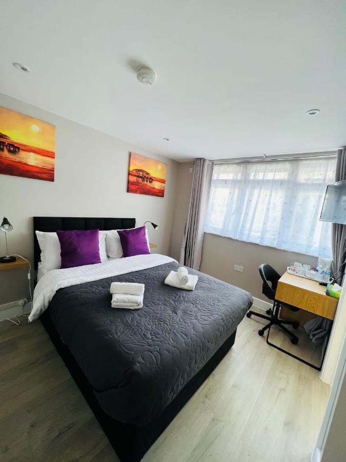 Indigo Suites Енфілд Екстер'єр фото