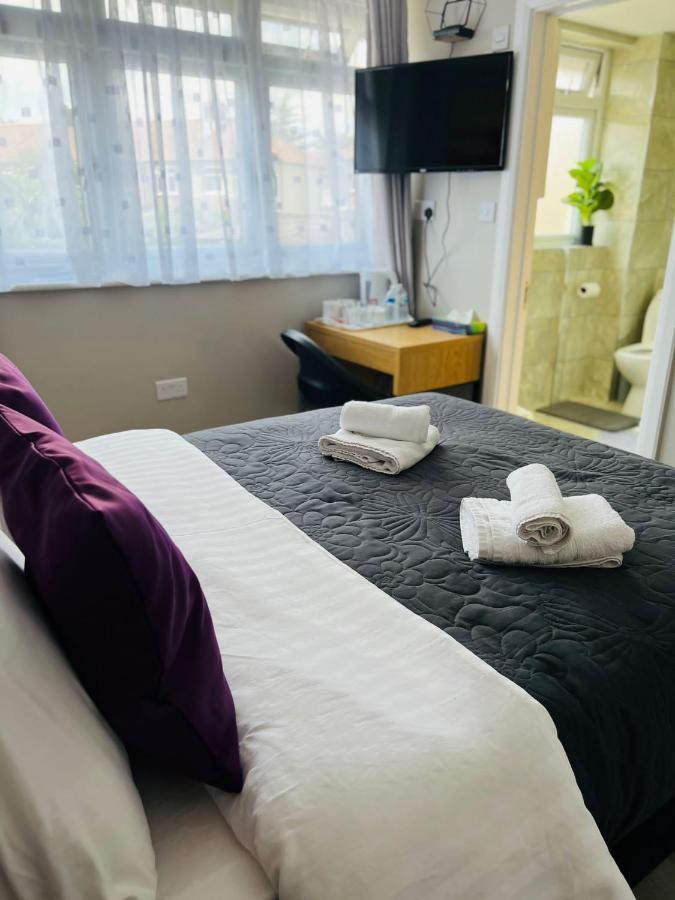 Indigo Suites Енфілд Екстер'єр фото