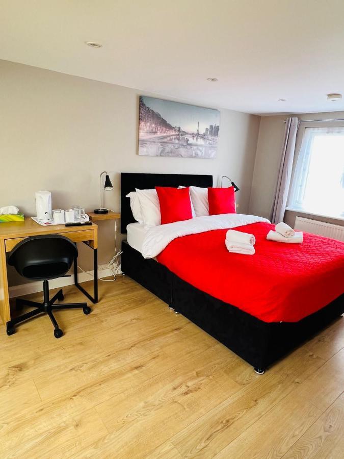 Indigo Suites Енфілд Екстер'єр фото